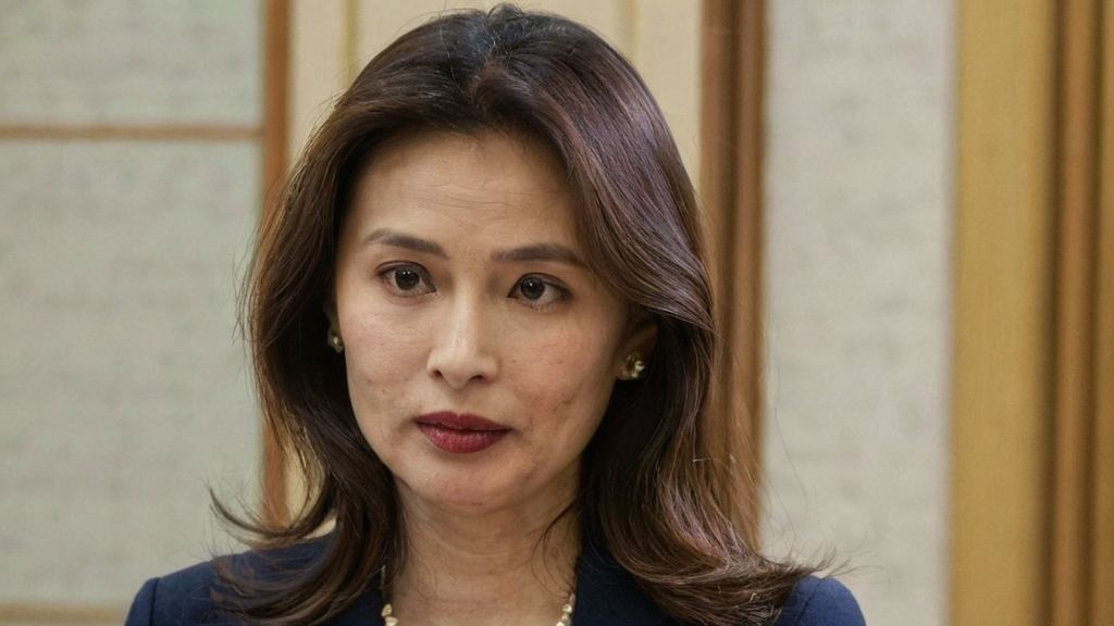 偶像练习生出身的蔡徐坤与国产巨乳熟女张雨绮的魅力对比分析